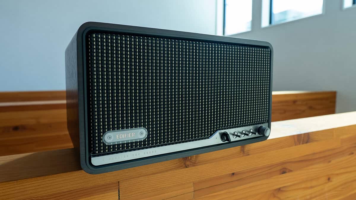 AirPlayにも対応】圧倒的臨場感のレトロBluetoothスピーカー「Edifier