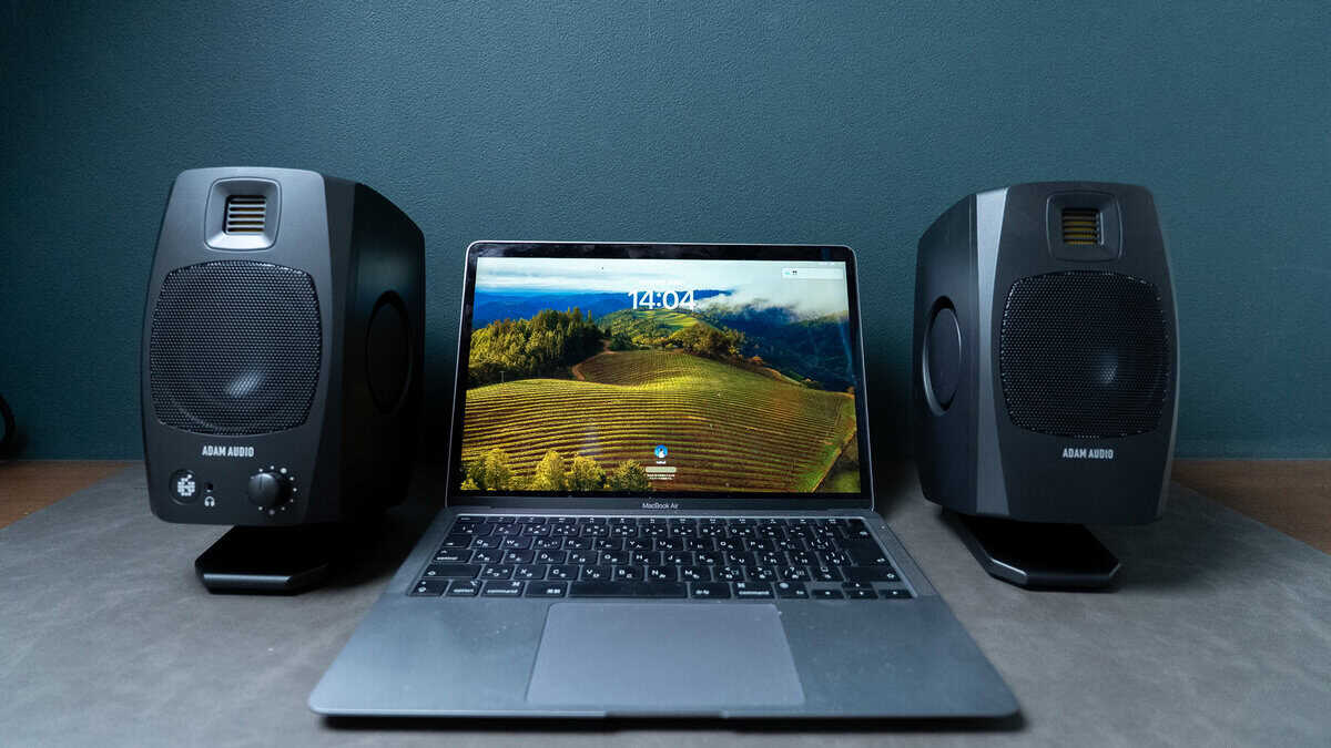 このサイズで圧倒的臨場感！PCモニタースピーカーはこれを買えば間違い