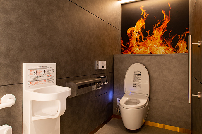 デラックストイレ | 刈谷ハイウェイオアシス