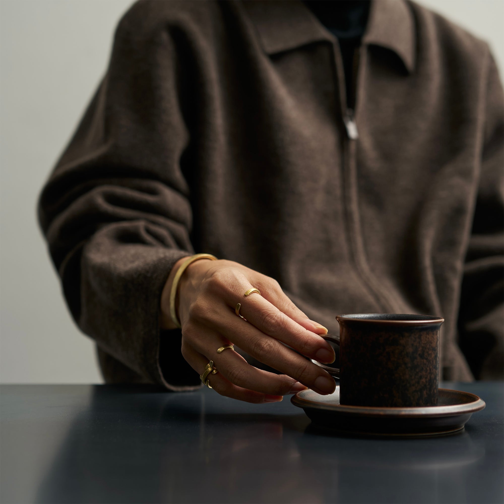 手首の研究家】【純金・K24のバングル】最高級▶︎ゴールド素材