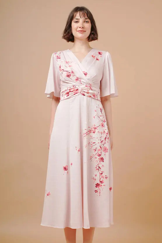 ストレッチジョーゼット】SAKURA ベル袖フレアワンピース– kay me