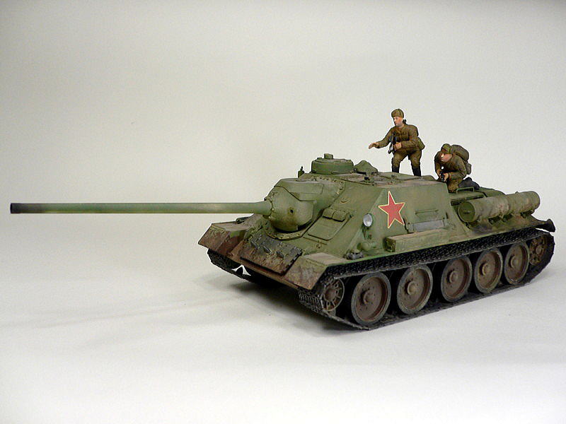 SU-100 ソビエト軍駆逐戦車 ドラゴン 1/35 組立と塗装・製作記・完成