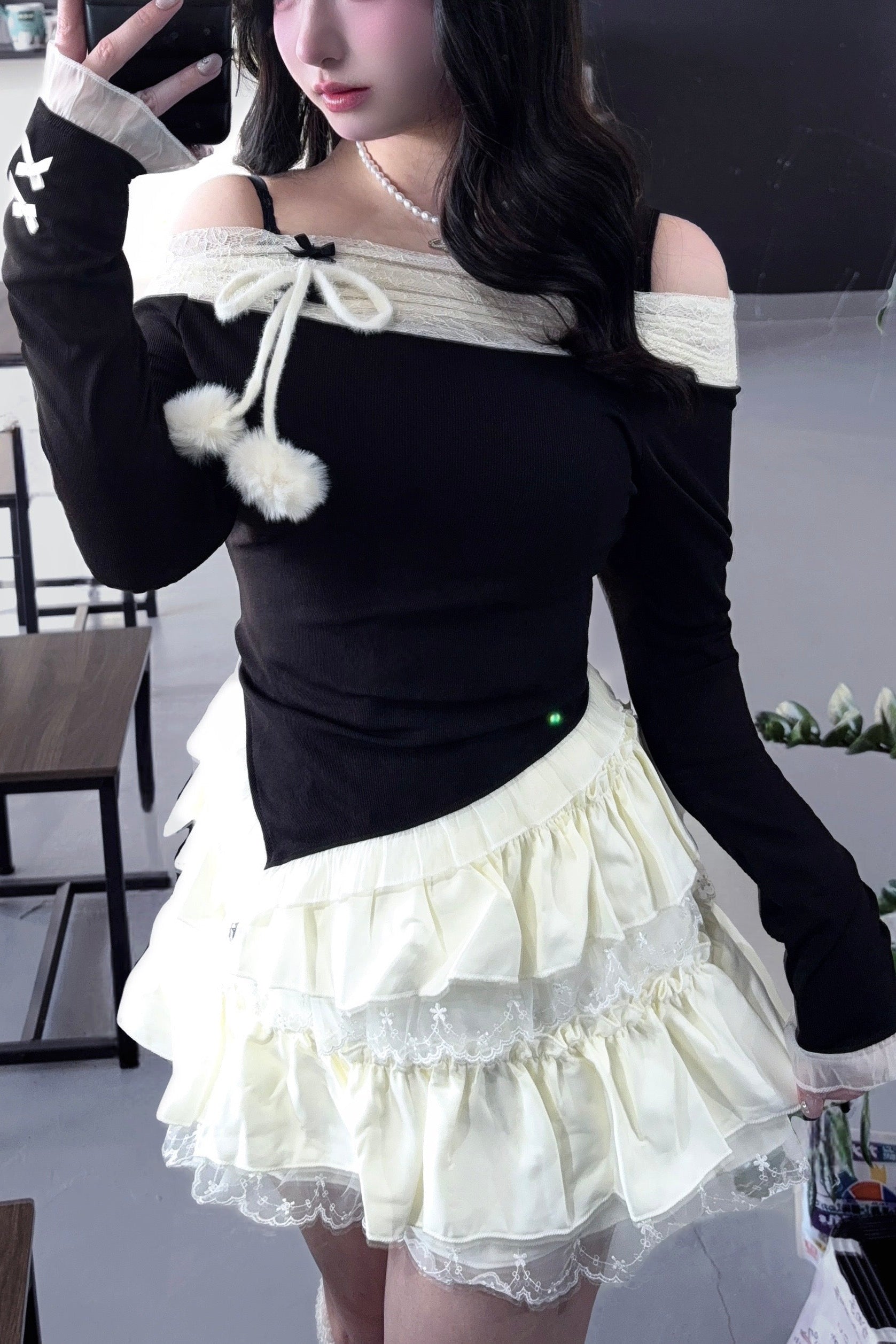 オフショルフリルセットアップ KR30429