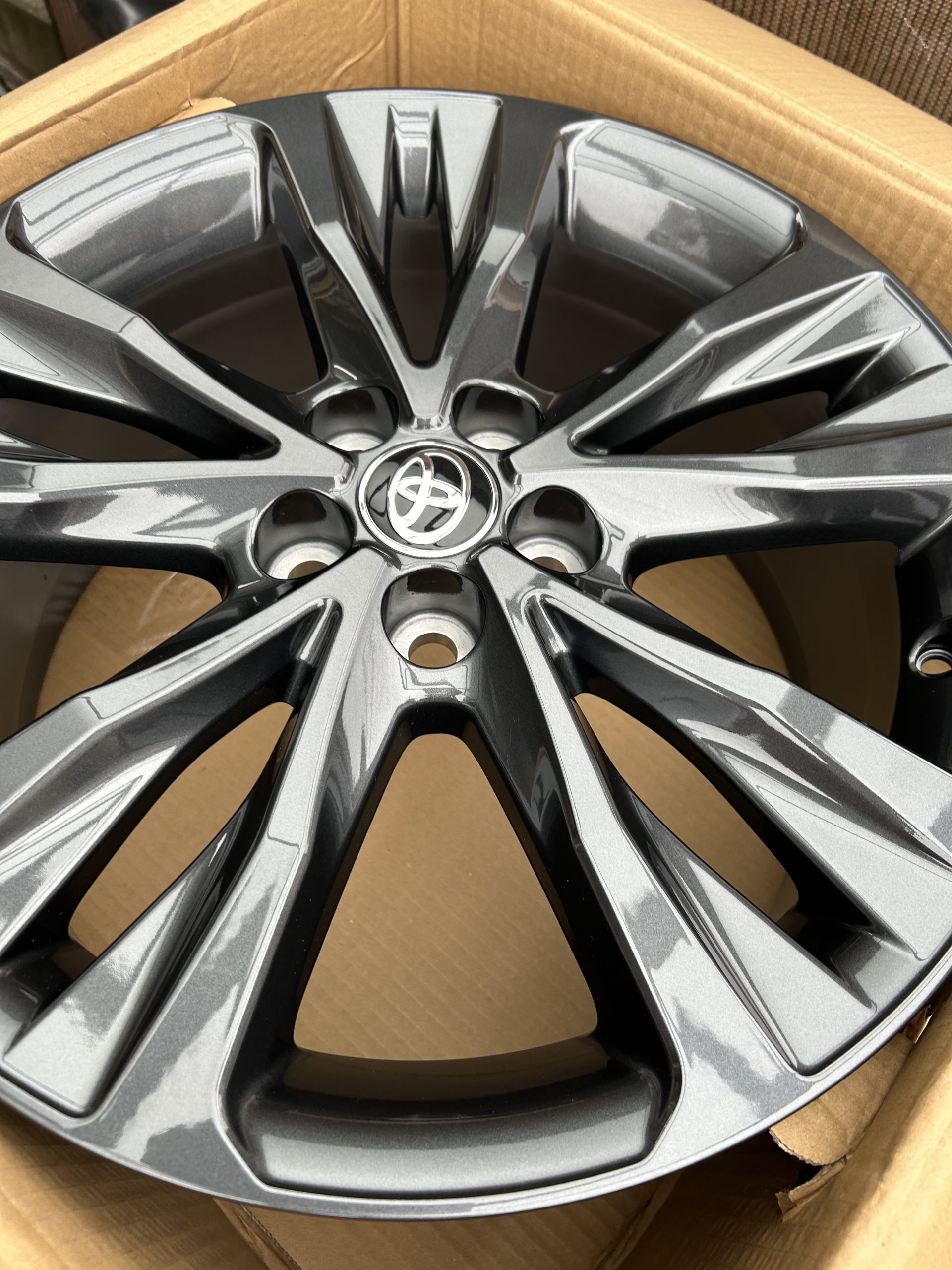 カローラツーリング純正アルミホイール 高額買取させていただきました