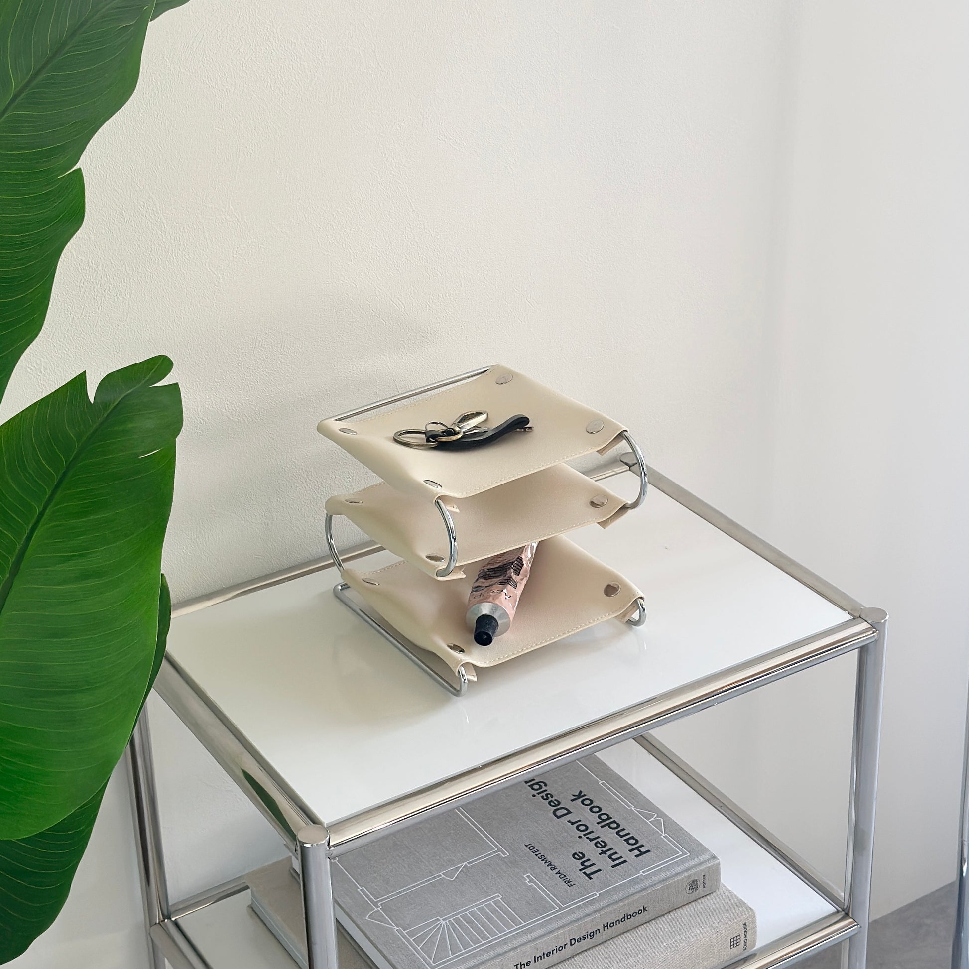 トレイ｜レザー調3段トレイ - インテリアセレクト territory