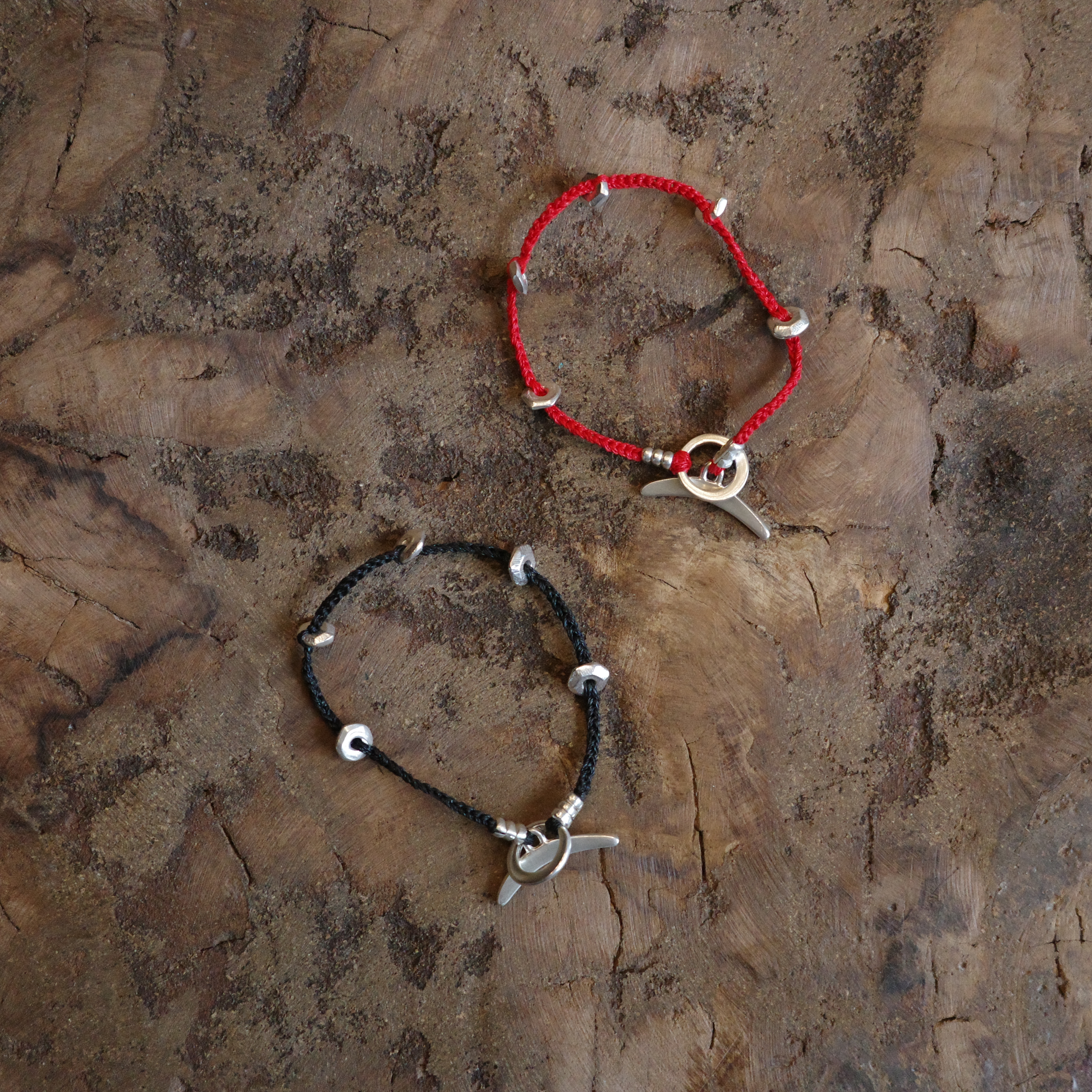 アクセサリーを超えて身体の一部に。 – khakiの店主ブログ