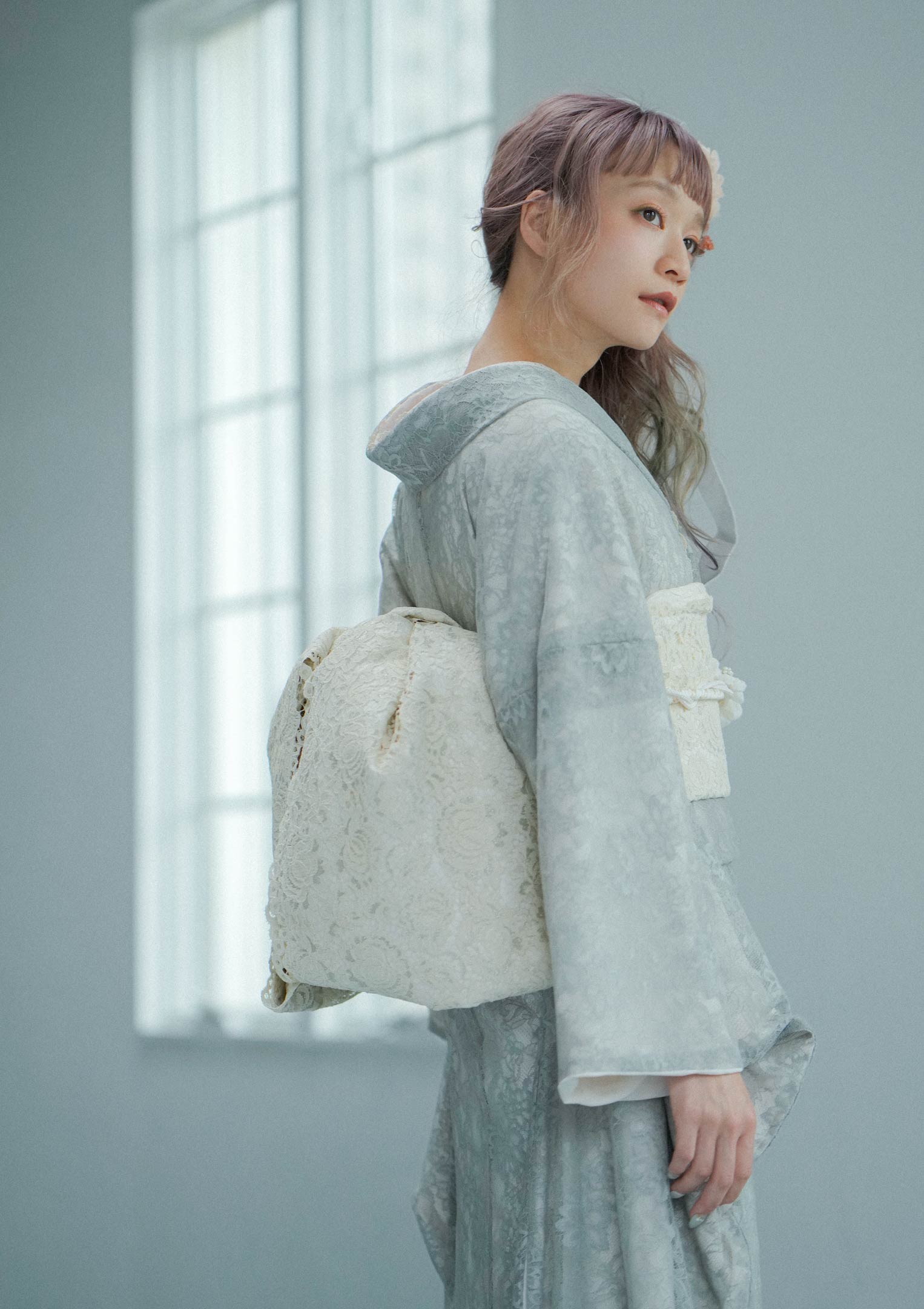 振袖ネットレンタル：くすみグリーン】レースがフェミニン/KH-363