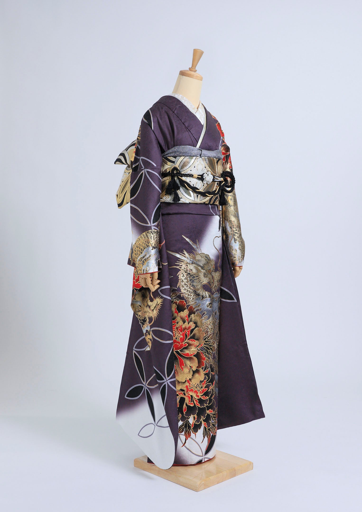 どんぐりコロコロ❣️美品 正絹振袖 ブラック 紫系 成人式