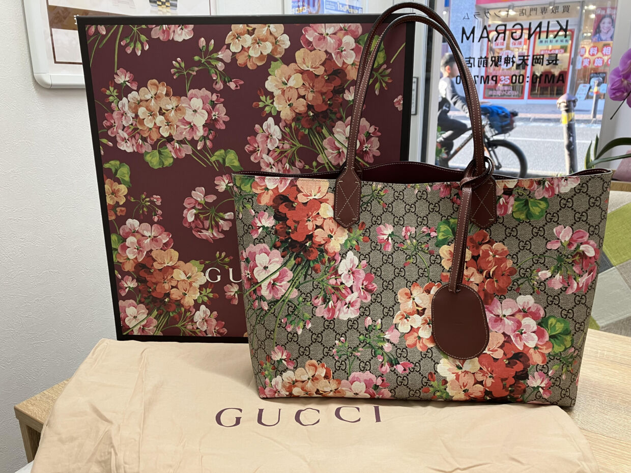 S*8様 GUCCI 花柄 クラッチバッグ A4対応 S*8様 GUCCI 花柄 クラッチ