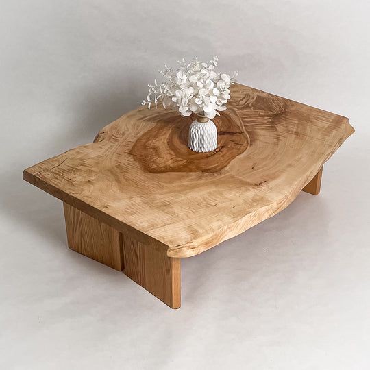 栃一枚板ローテーブル｜鬼童銘木（KIDOMEIMOKU） – 【公式】鬼童銘木