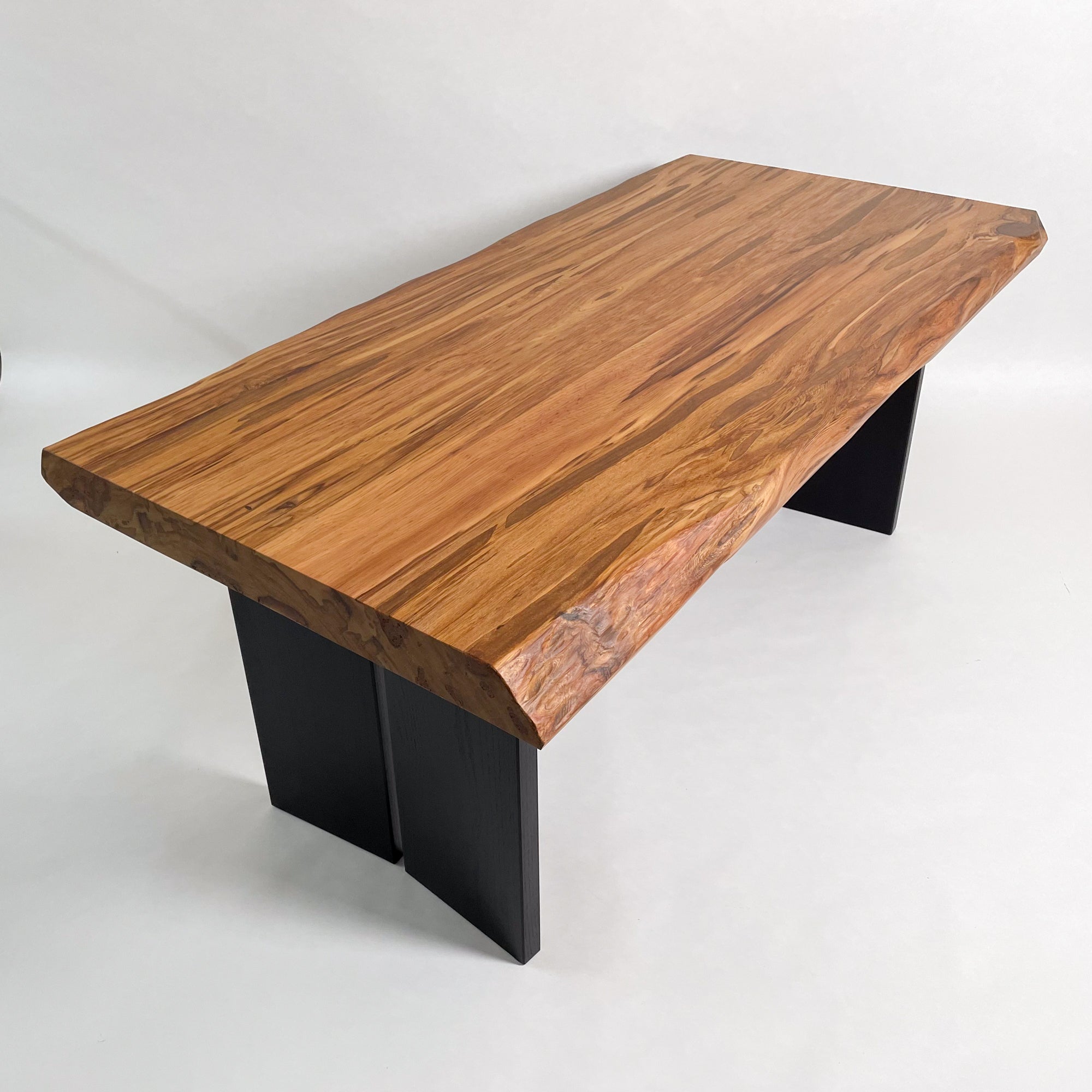 KIDOMEIMOKU 屋久杉一枚板ダイニングテーブル｜180cm(6人掛け