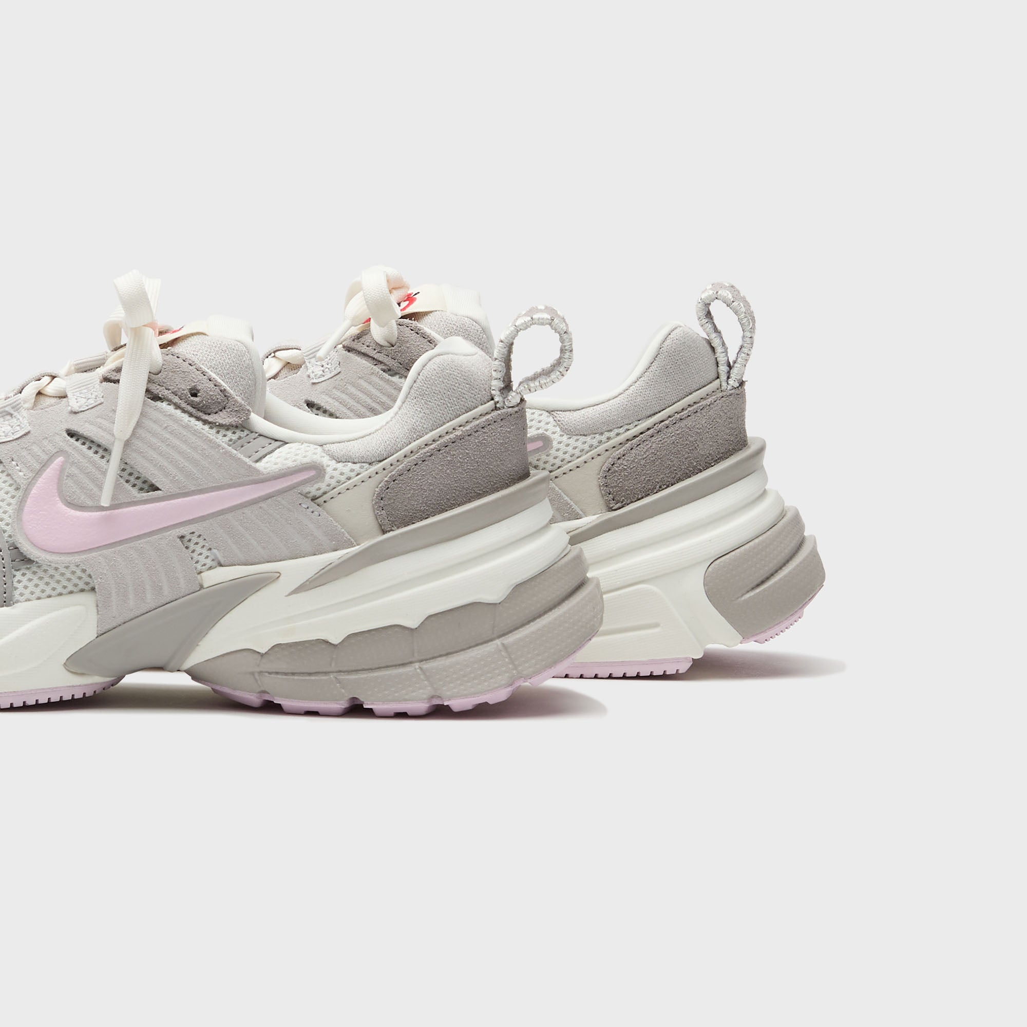 Nike WMNS V2K Run - Sail / Pink Foam / College Grey – Kith