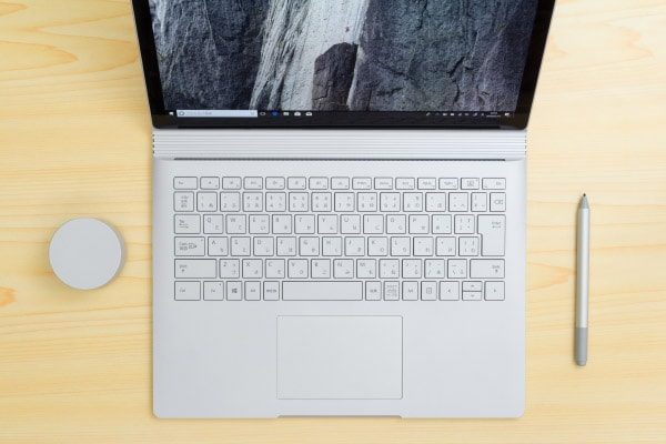 Surface Book 2 （13.5インチモデル）レビュー：性能とデザイン