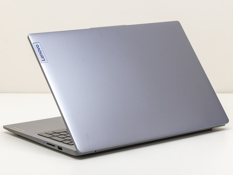 IdeaPad Slim 3 Gen 8 15.6型 (AMD)レビュー：すべての不満は安さで