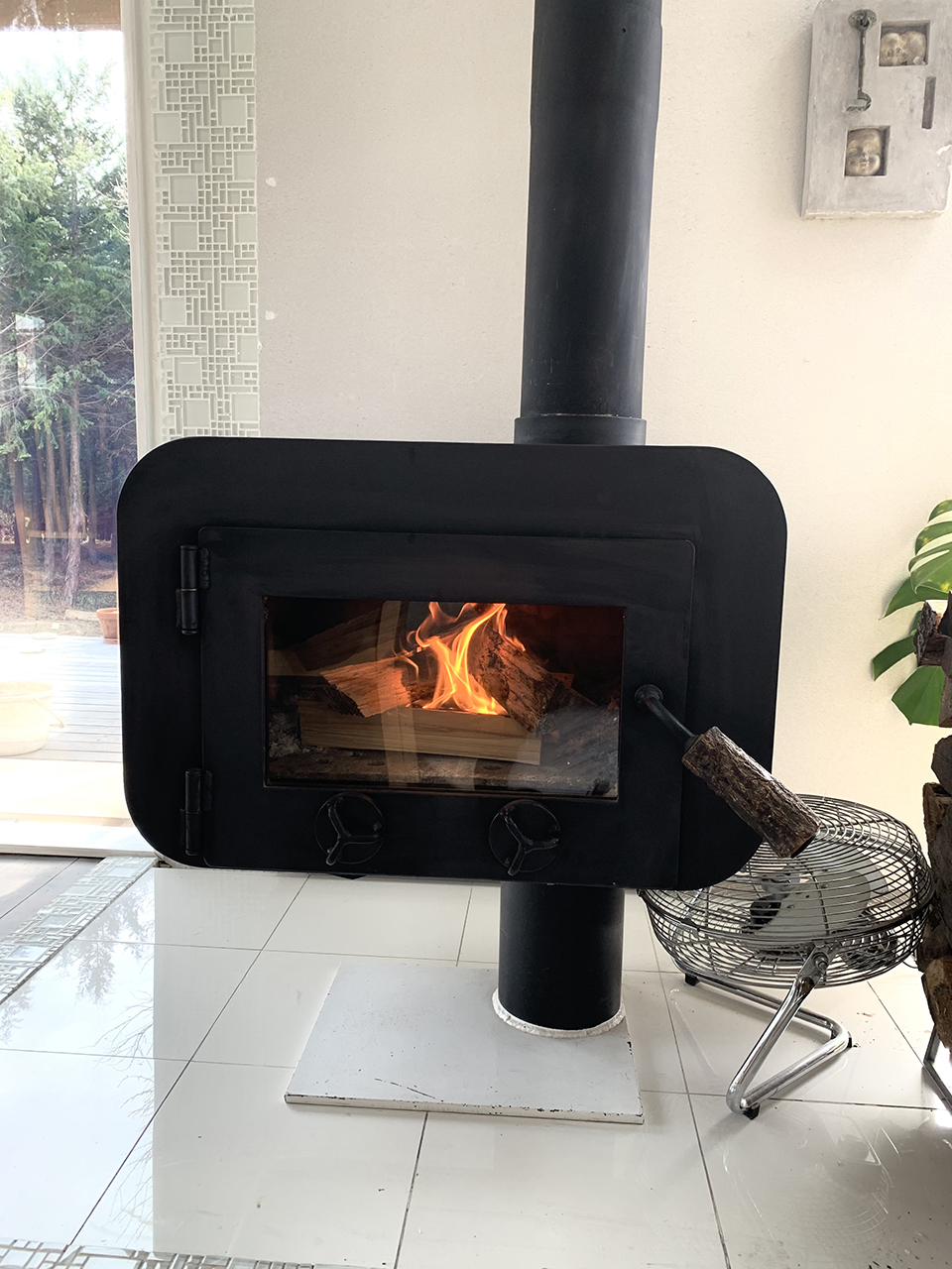 薪ストーブ用耐熱ガラスを交換されたお客様（山梨県北杜市K様） – KG