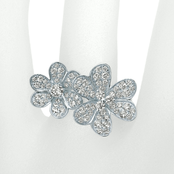 K18 フラワーパヴェ ダイヤモンド リング（合計1.0ct・金属色の選択