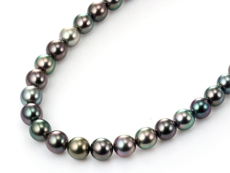 オーロラピーコック南洋黒蝶真珠ネックレス（9.0-10.0ミリ・マルチ