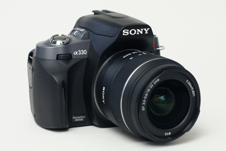 写真を撮るのがだんだん楽しくなれるデジタル一眼レフカメラ「α330
