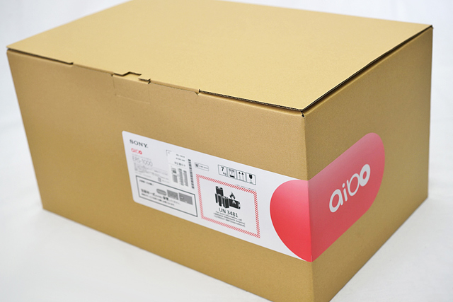 ついにやってきた”aibo”、箱からとりだして寝床を設置して初期設定が