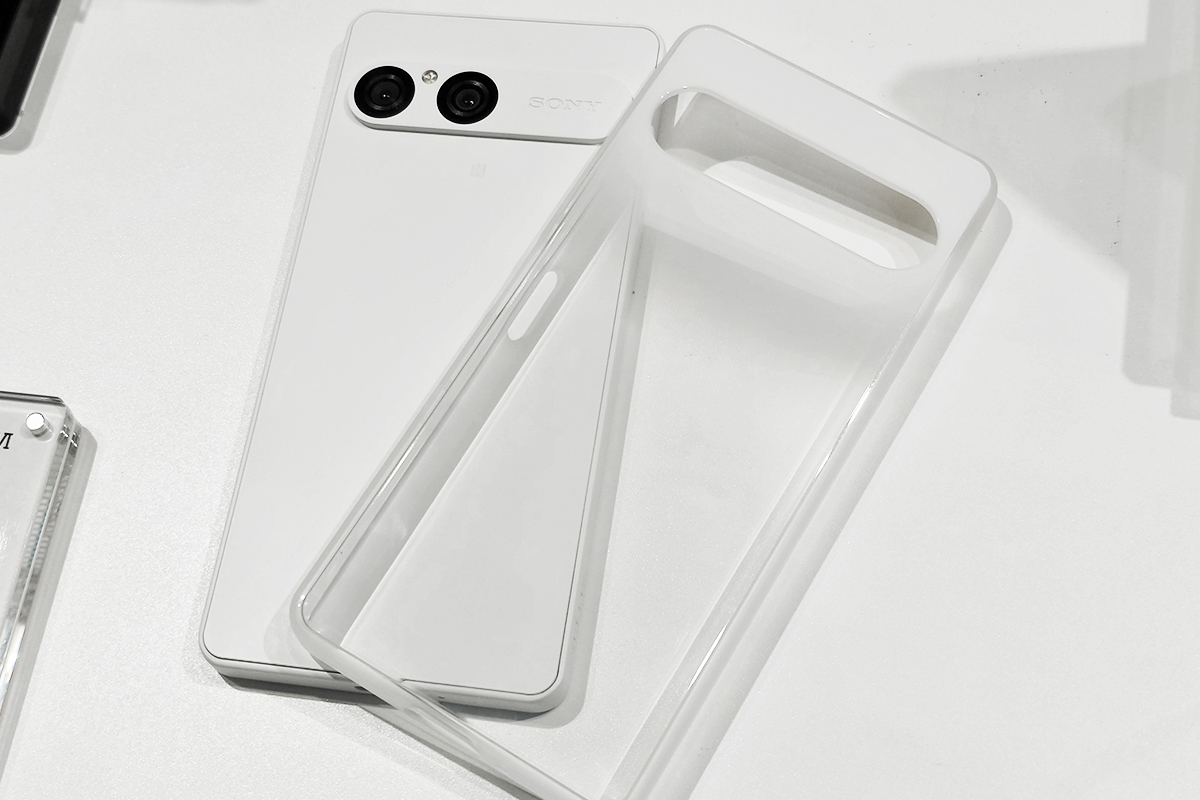 Xperia 10 VII に、純正カバー Style Cover for Xperia 10 VII「XQZ