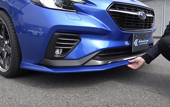 KUHL MALL｜ レヴォーグをグッと引き締める、洗練された大人のスタイル