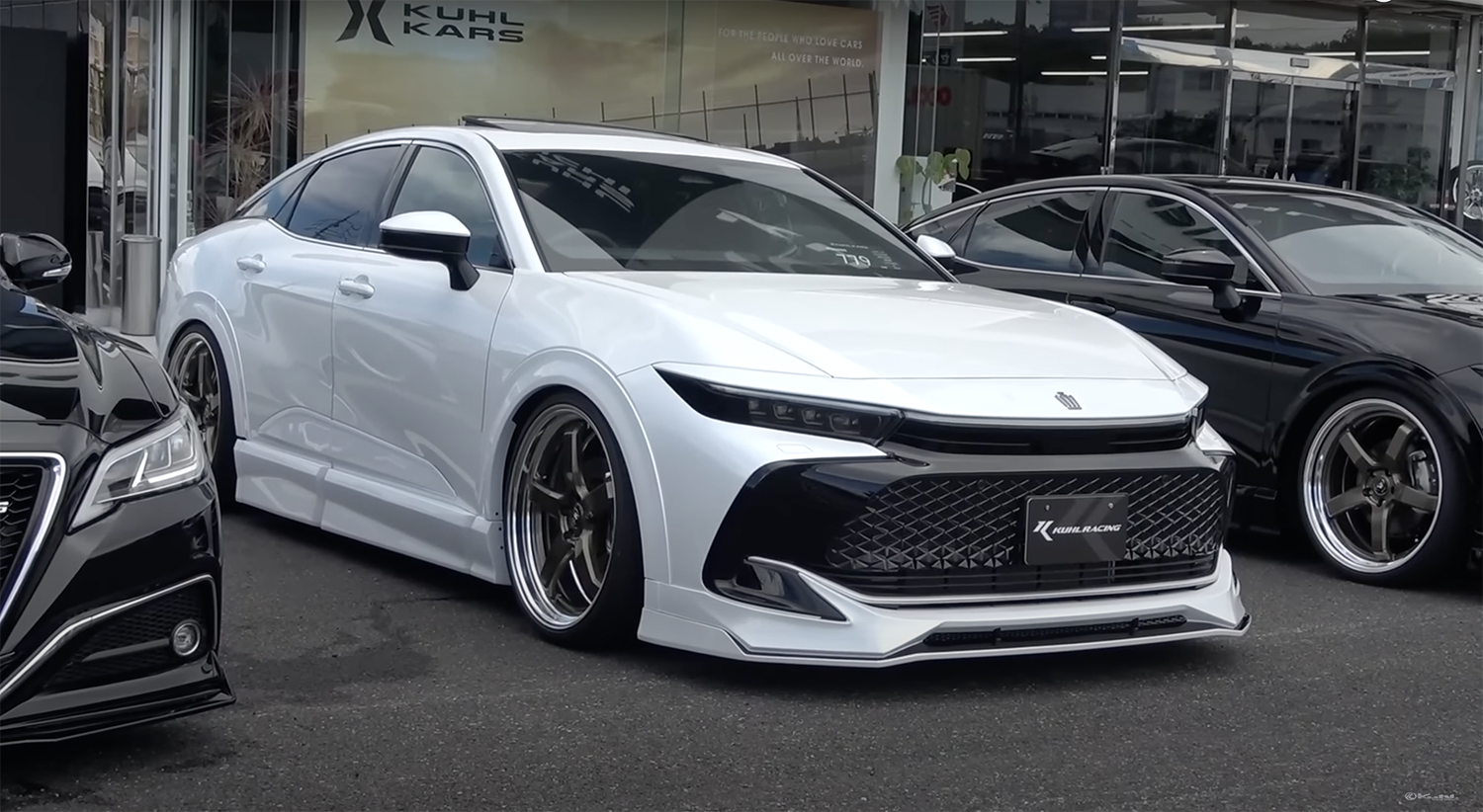 KUHL MALL｜ 中古の220系クラウン&クラウンクロスオーバーを買うときの