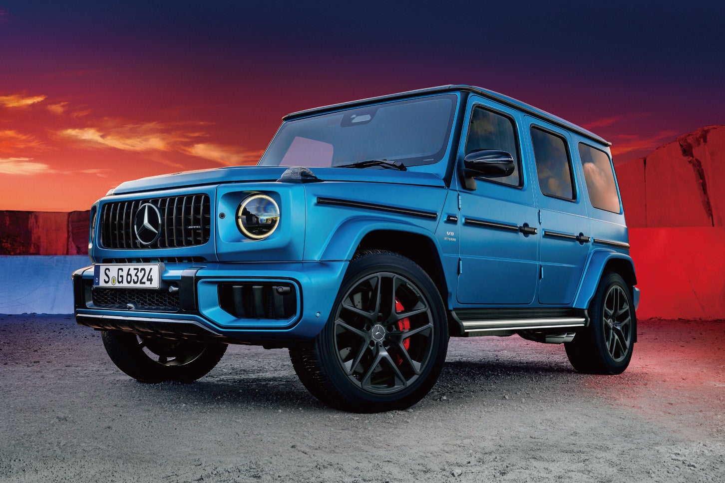メルセデス・ベンツ、新型「Gクラス」を発売！ V8ツインターボ