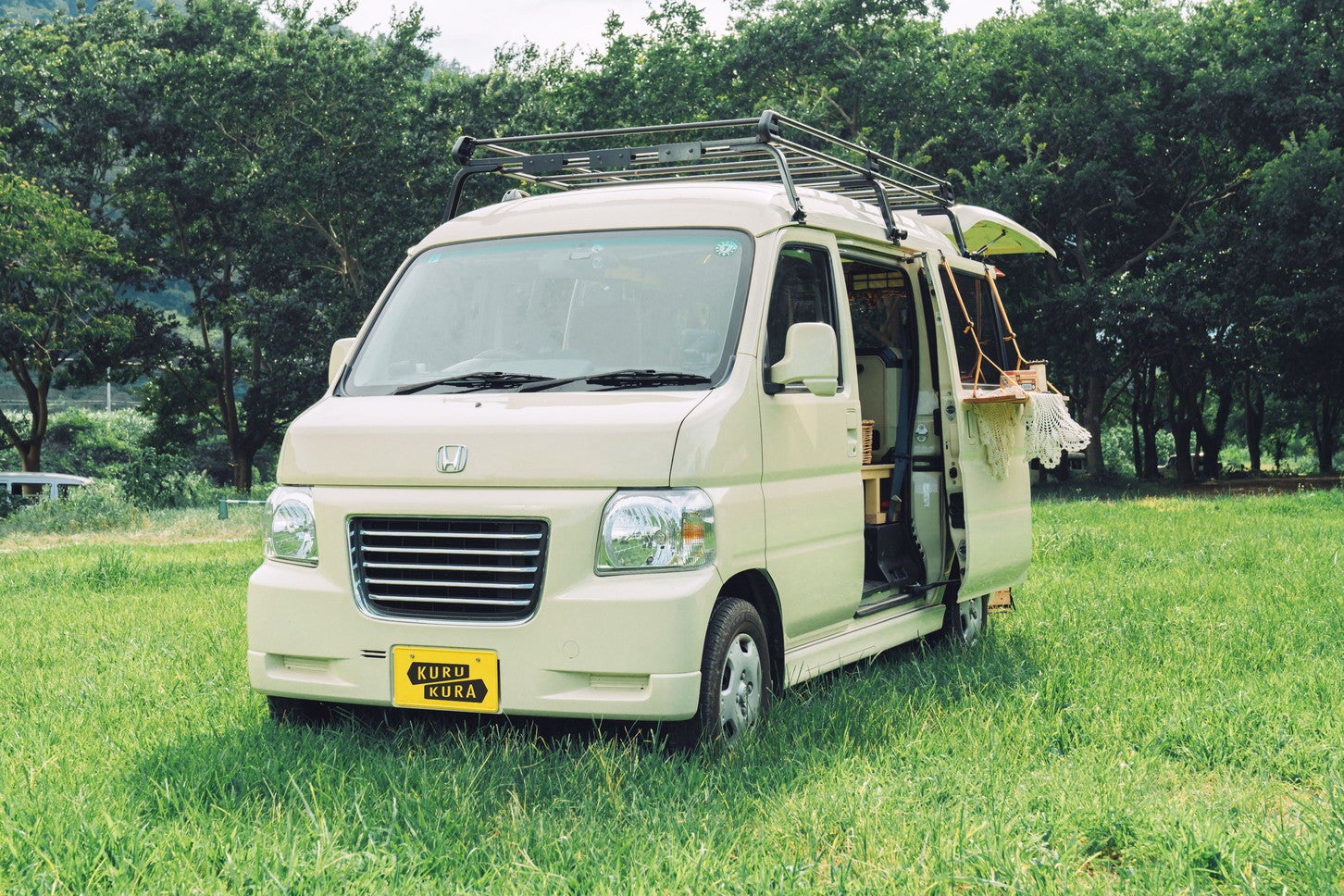 車中泊女子 森風美さんの愛車「ホンダ バモス ホビオ」｜クルマ、何に