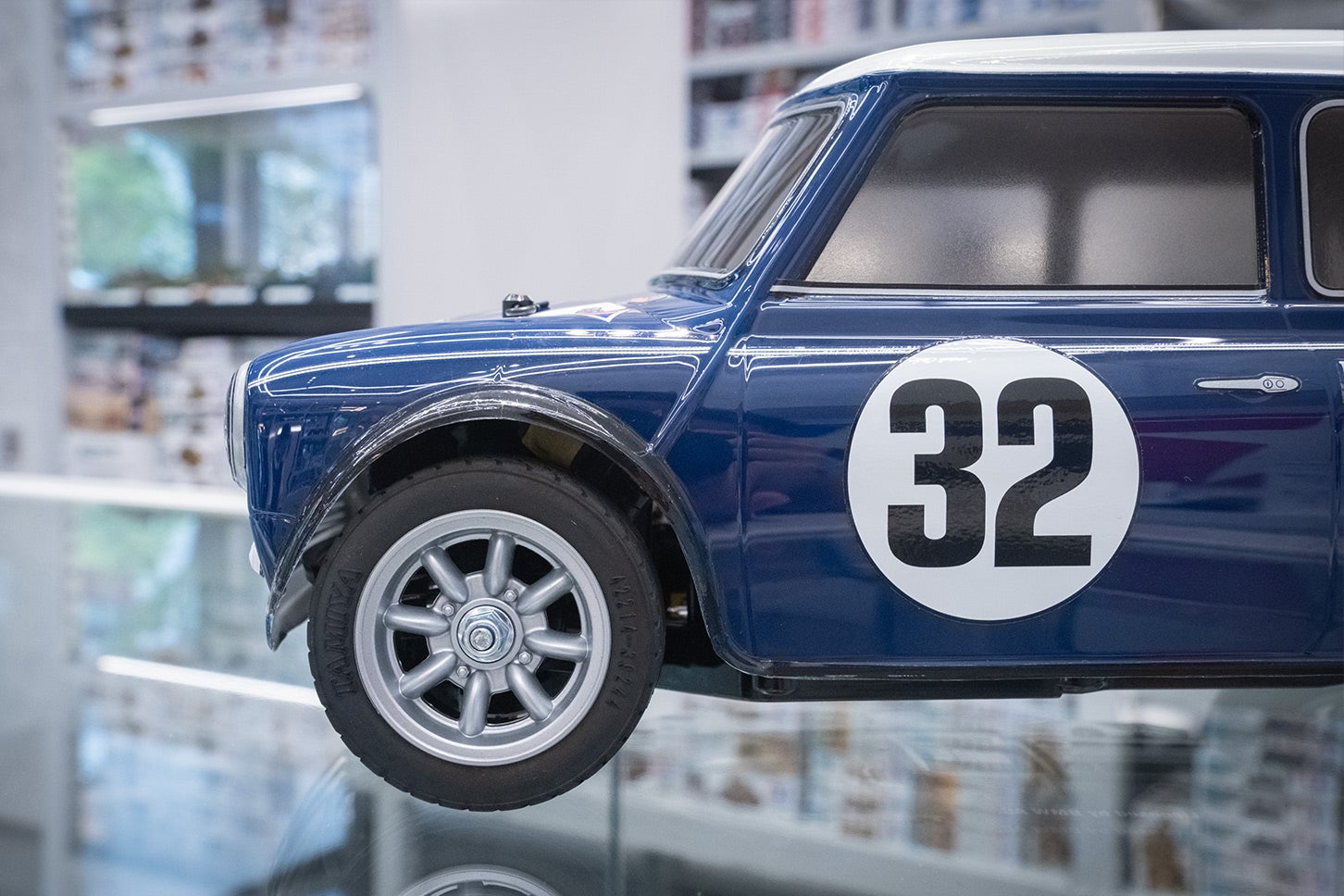 タミヤから「ミニクーパーレーシング」の1/10電動RCカーが登場