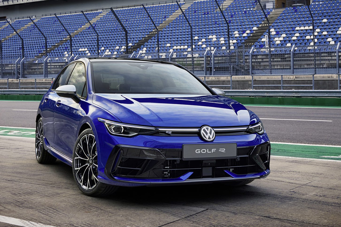 値下げ⭕️RDX フォルクスワーゲン トゥーラン ゴルフ エアロ RDSL054