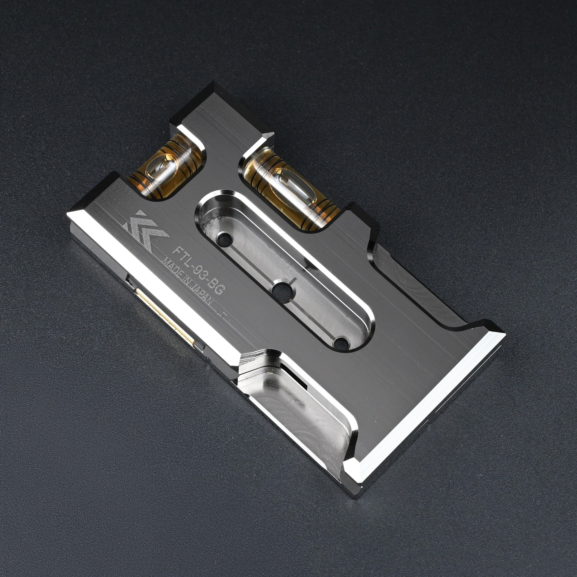 アルミ水平器（スイッチボックス用）FTL-93-BG – KUROKIN 黒金