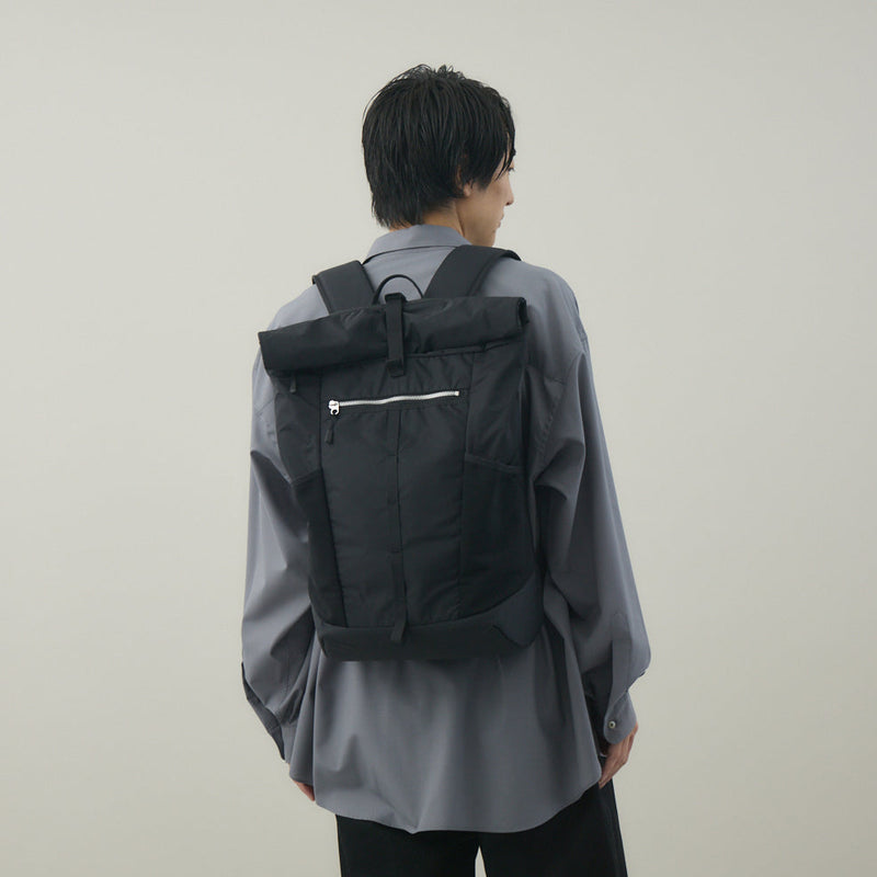 高密度織ナイロン ロールトップリュック 黒 豊岡産 – kuros.style