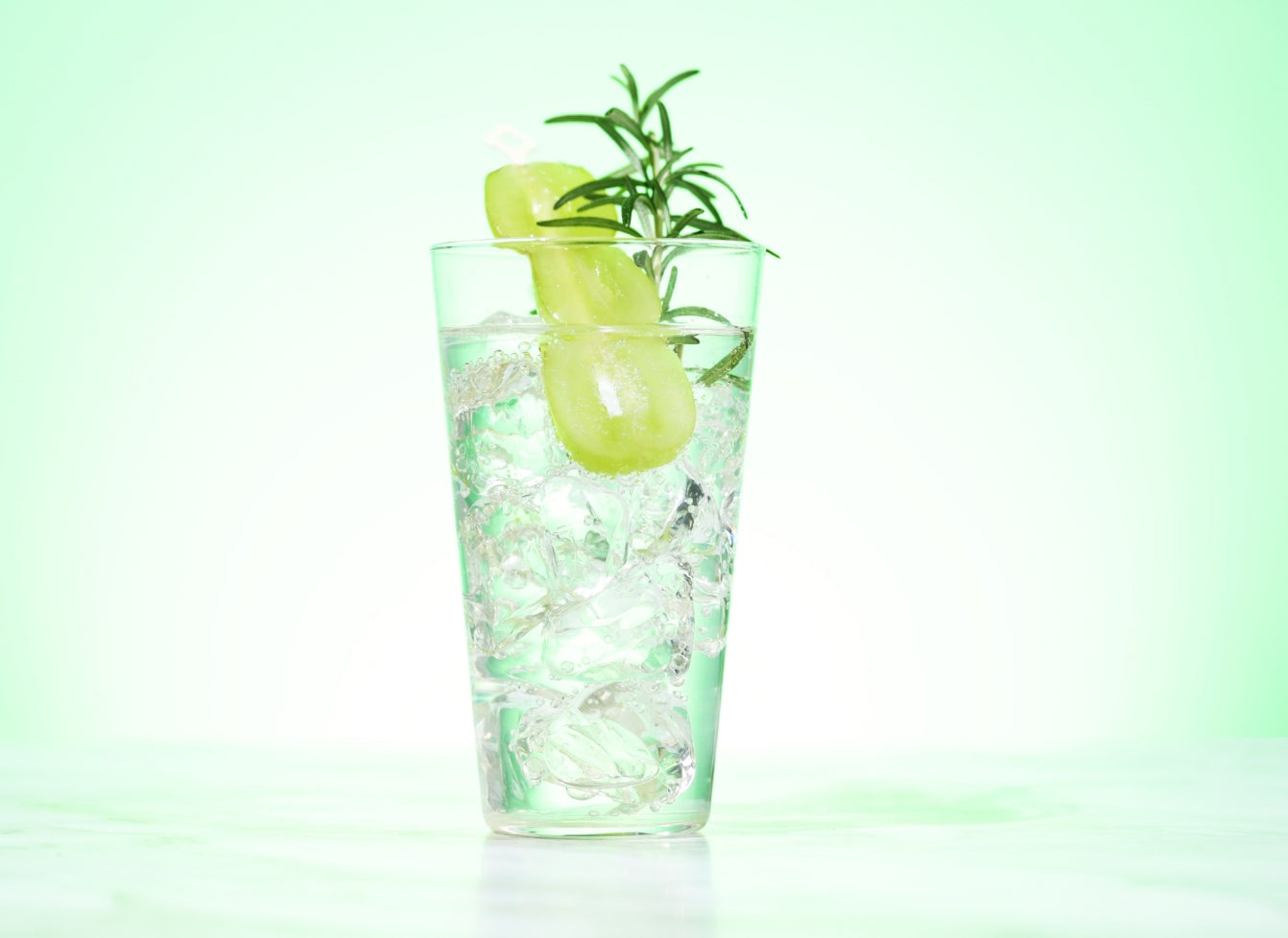 MUSCAT GIN 蒼彩 -aoiro- | クラフト酒・日本酒の通販ならKURAND