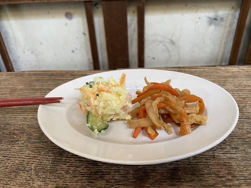 毎日のように活躍してくれる 寒川義雄さんの洋皿 | 暮らしとおしゃれの