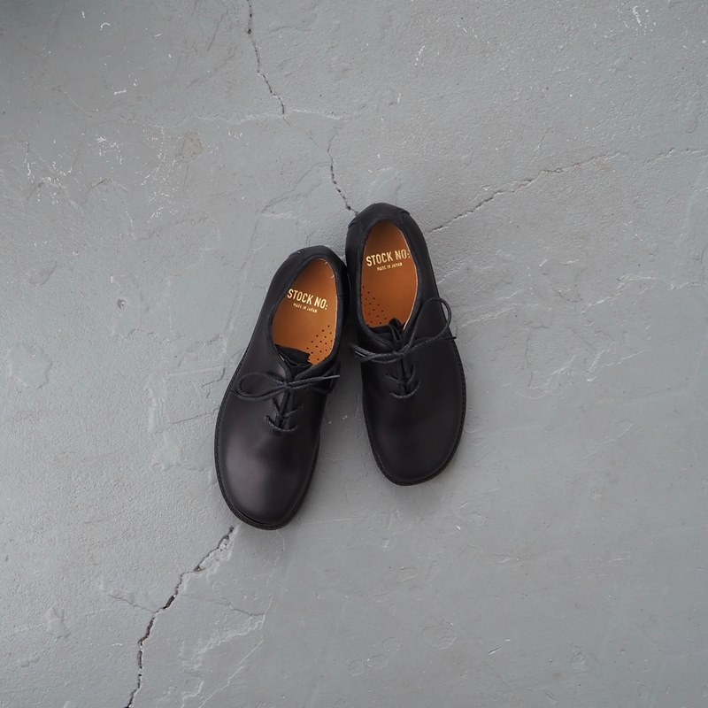 最初から足に馴染む「STOCK NO : （ストックナンバー）」の靴 | 暮らし