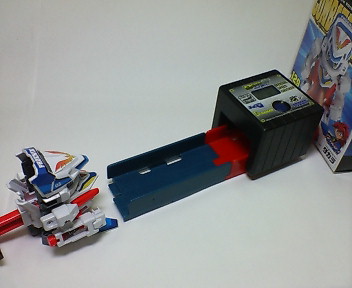 競技玩具研究所】スーパービーダマン 129 コンバットフェニックス