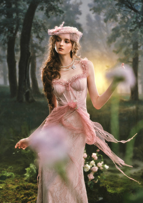 個人デザイナーのお洋服ブランド｜女性用コルセット｜LaceMade