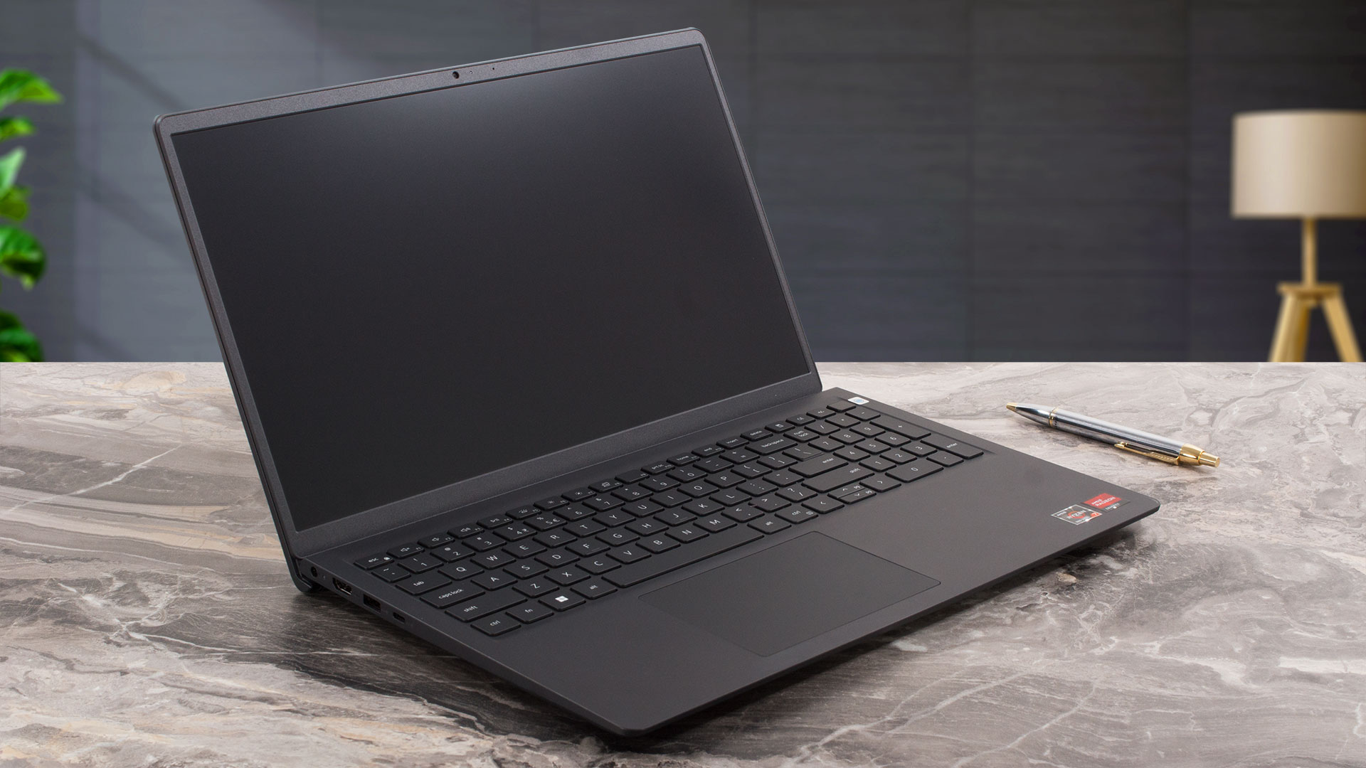 Dell Vostro 15 3535 review - AMD vs Intel? AMD wins. | LaptopMedia.com