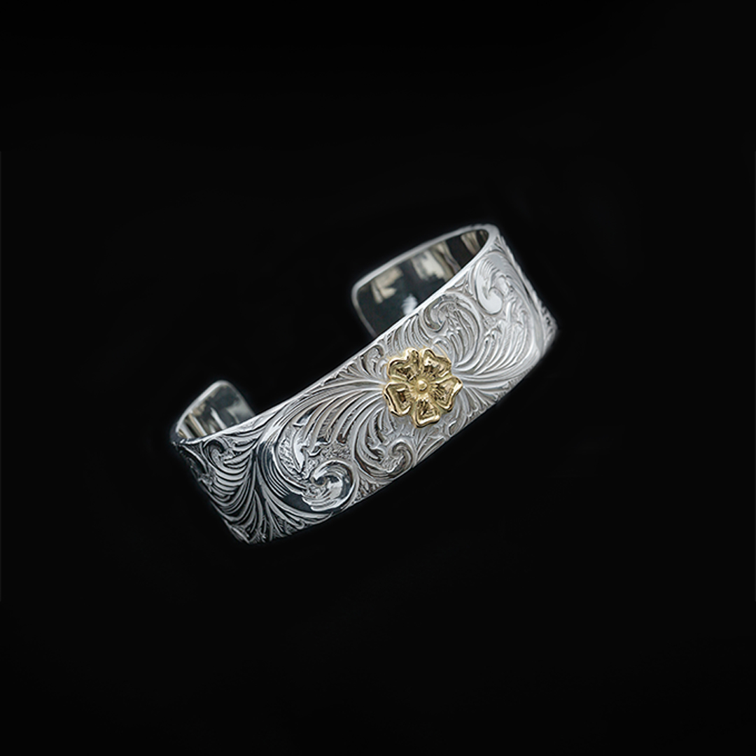 Larry SmithKARAKUSA ROSE BRACELET No. 42 (20mm, 18K GOLD ACCENT