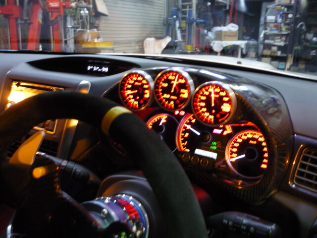 WRC CUSTOM 60φ 3連メーターフード インプレッサ GH系／GR系／GV系共通