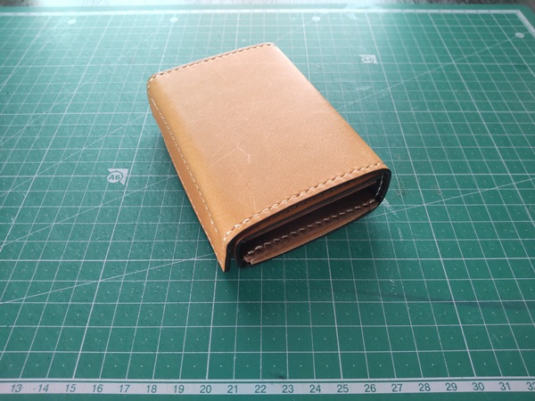 エムピウ ミッレフォッリエ（改）の作成手順 - Hiro Leather Craft