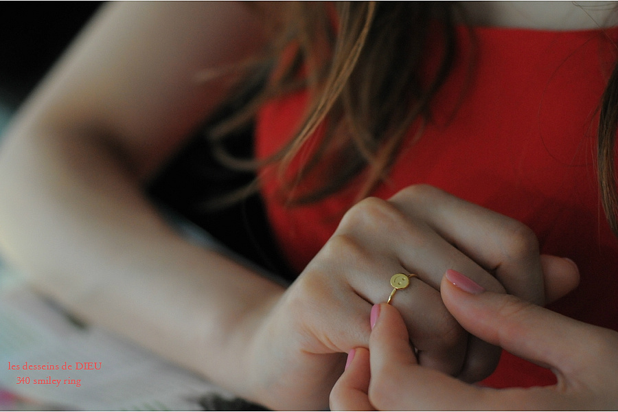 les desseins de DIEU 340 Smile Ring K18YG/レデッサンドゥデュー