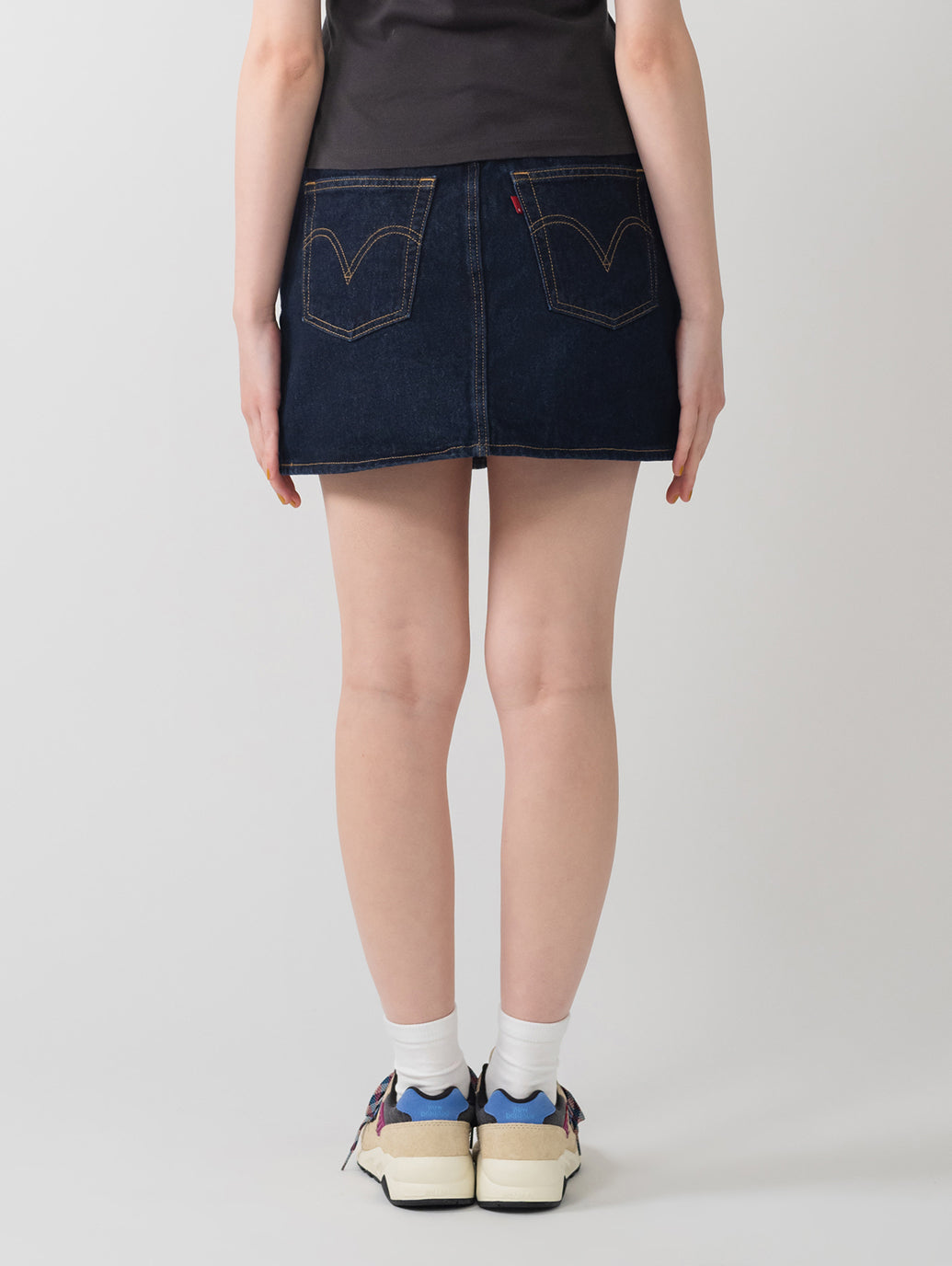ICON デニム スカート ダークインディゴ – リーバイス®公式オンライン