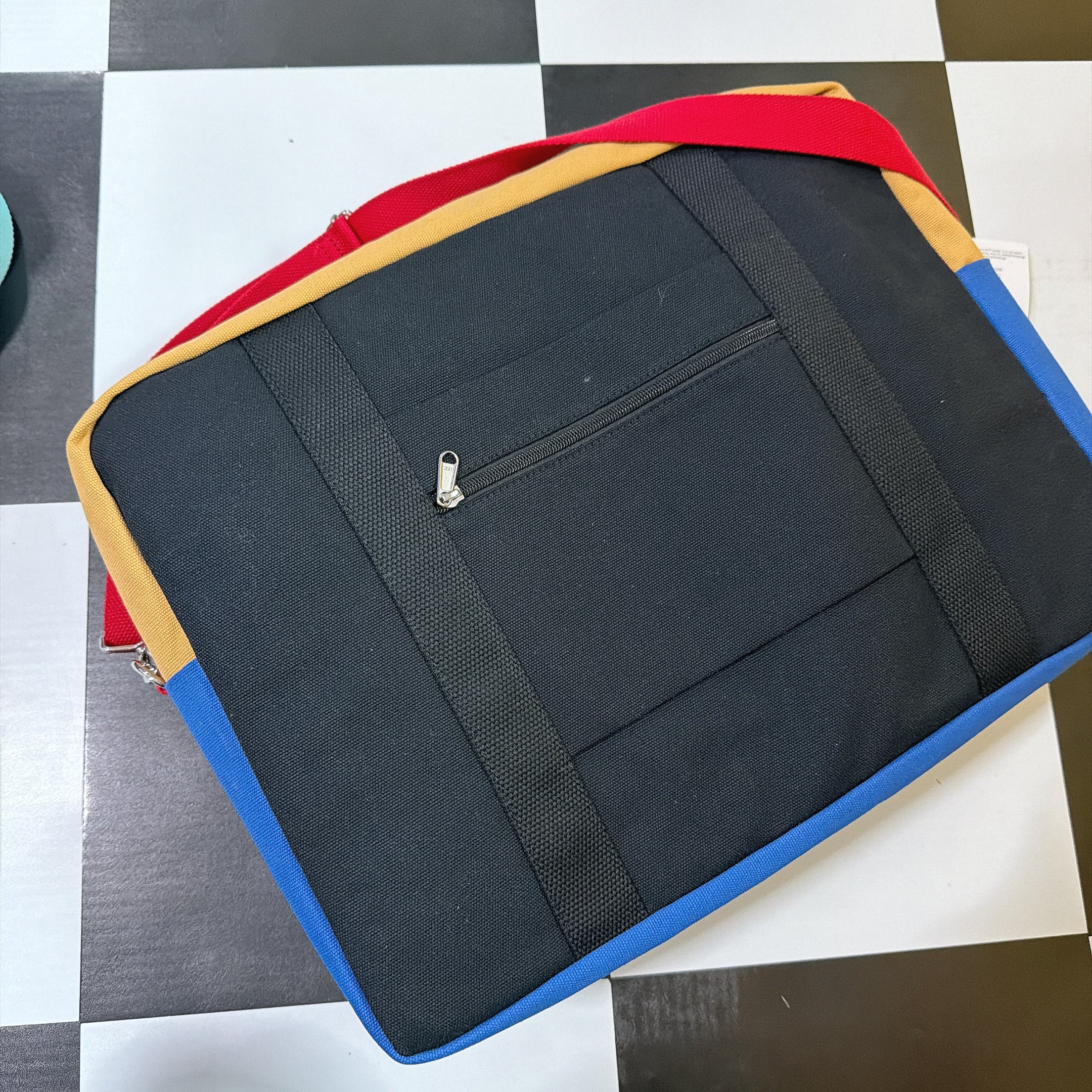 少量再販予約※2色 ミッキーフェイス トラベルバッグ 3月上旬ごろの出荷