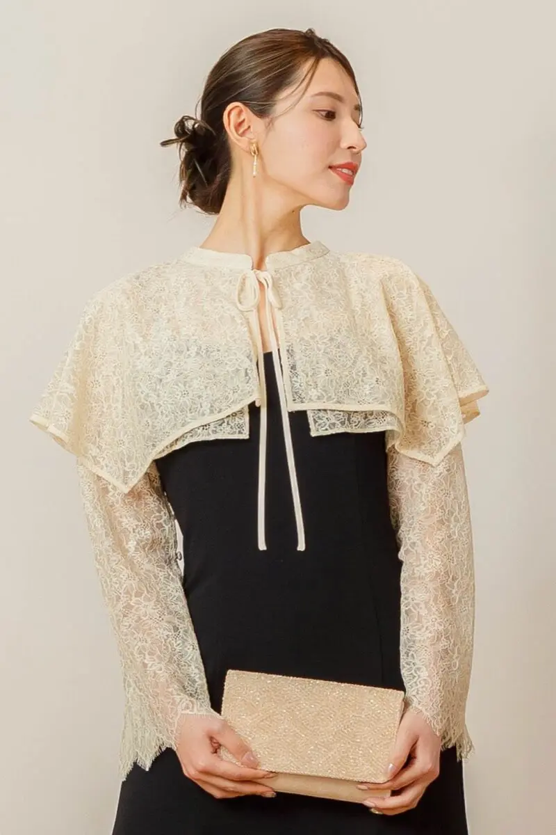 ベージュ×ブラックのレイヤードケープドレス | ANDRESD | S | 結婚式