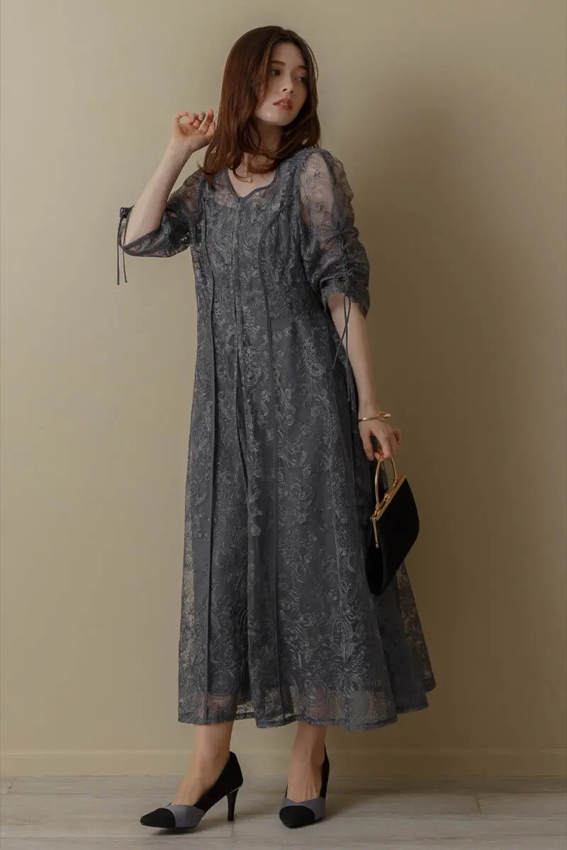 ブルーのエンブロイダリーレイヤードドレス | Dorry doll | M