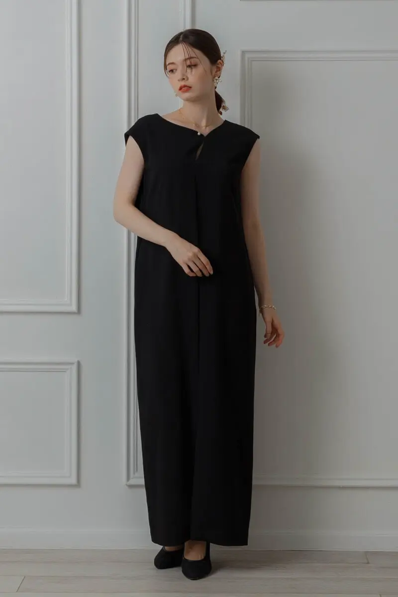 ベージュブラックのグロッシーラッフル付きドレス | ANDRESD | M