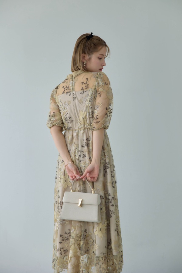 ピンクのフラワーエンブロイダリードレス | Dorry doll | M | 結婚式