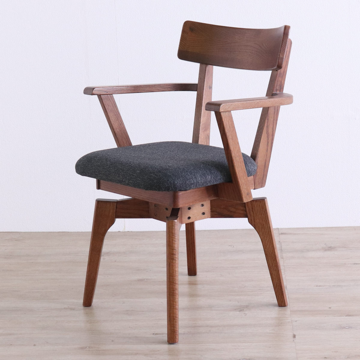 ダイニングチェア 座面高44cm 回転 肘掛け付き ウーノ レッドオーク