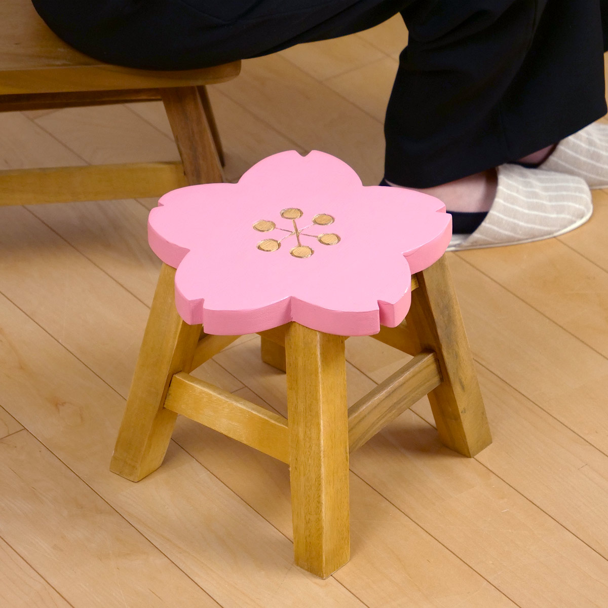 スツール 座面高25～26cm サクラ 天然木 （ ウッドスツール 子ども
